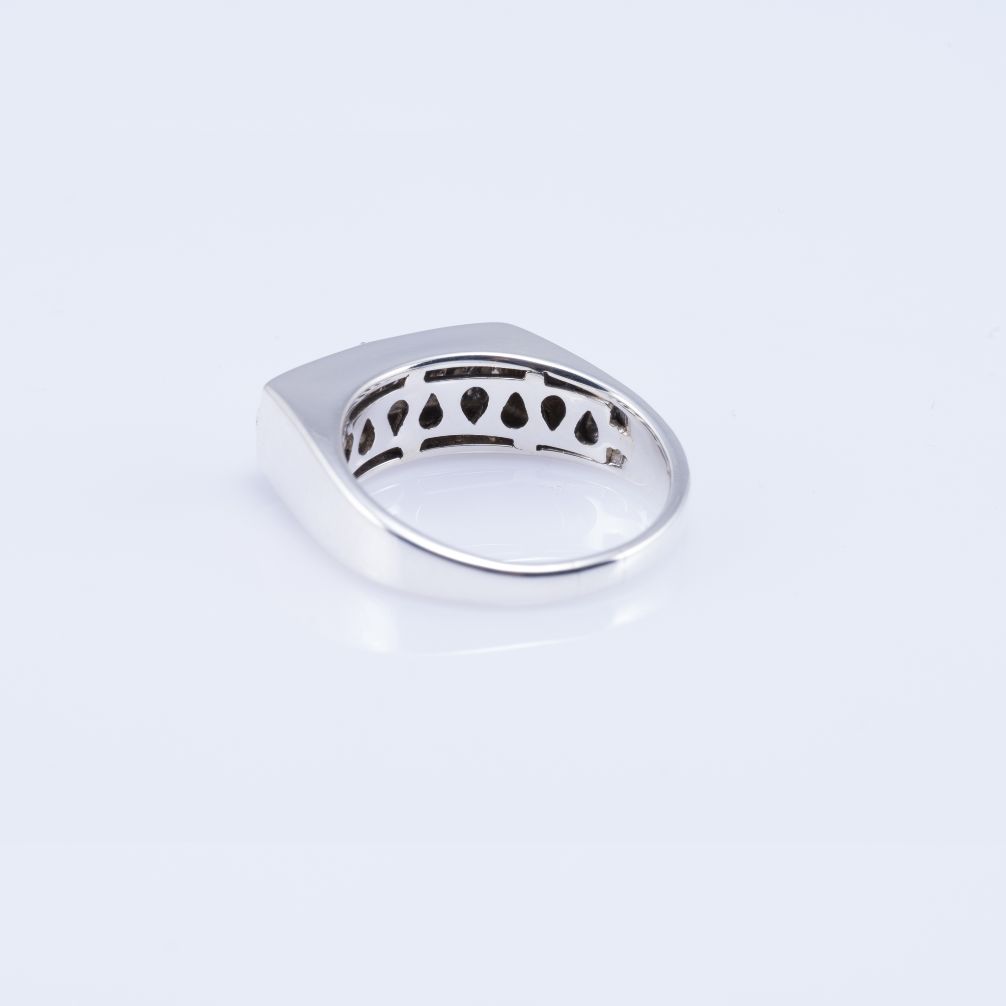 Seed Cutout Ring